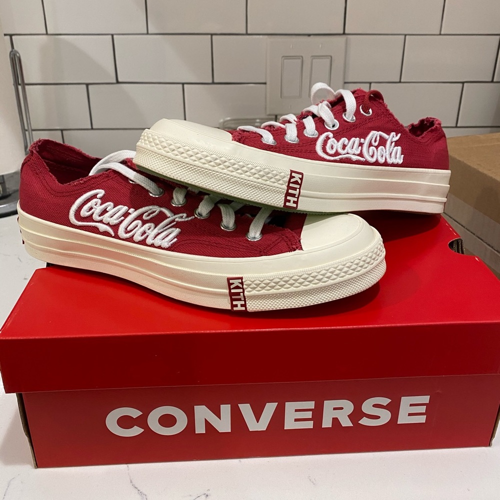 KITH x Coca Cola Converse Size 6.5 M / 8.5 W